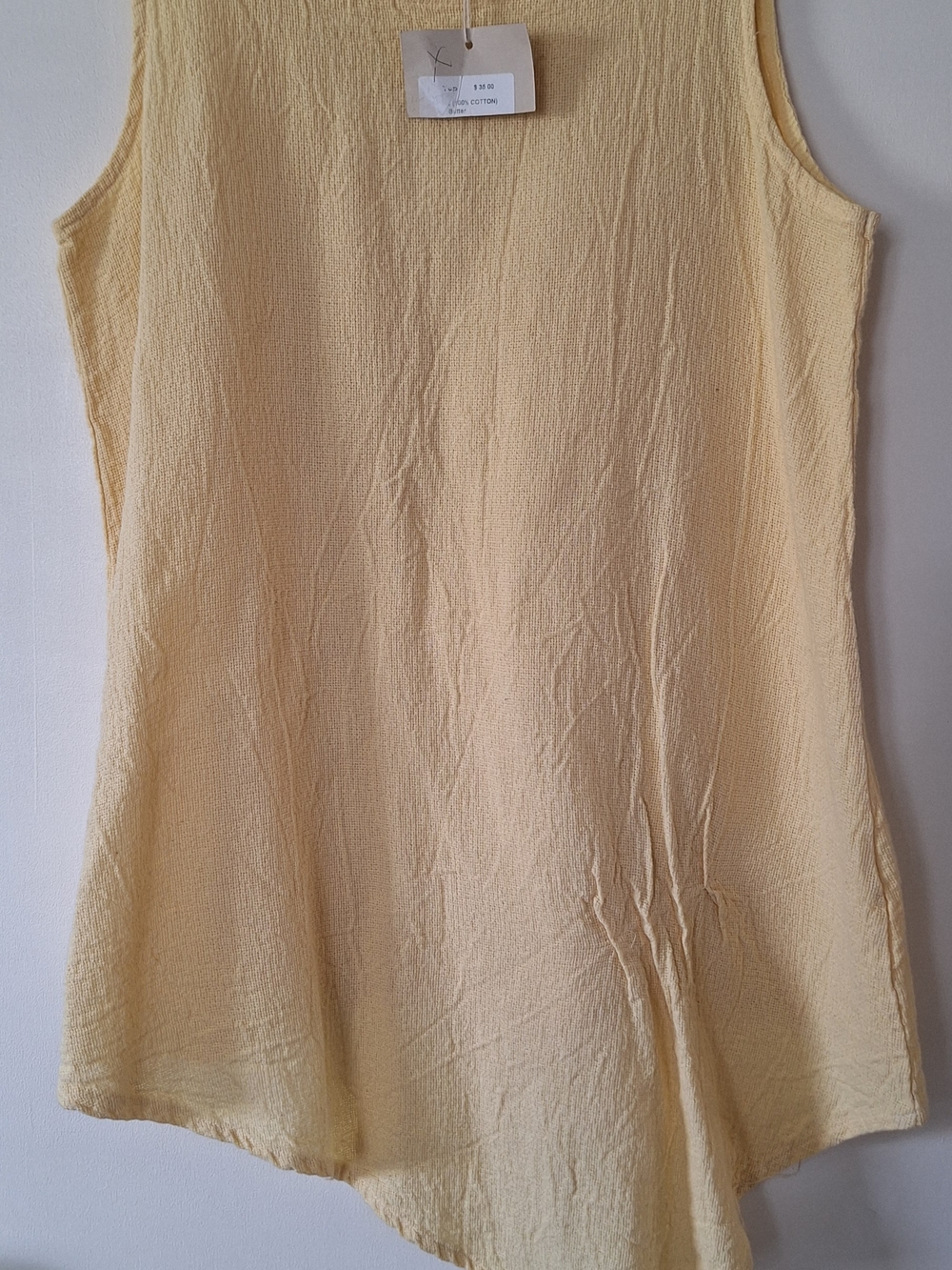 Textured Sleeveless Tank Top in Pale Yellow